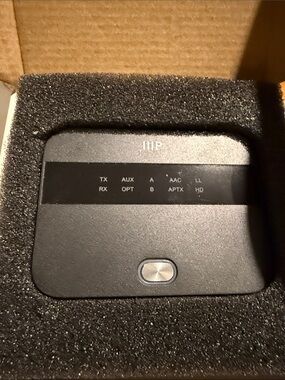 Wireless Bluetooth Transmitter/Receiver Adapter - Black